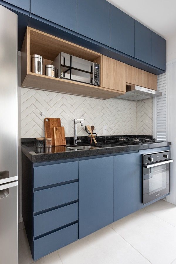 Kitchen cabinet